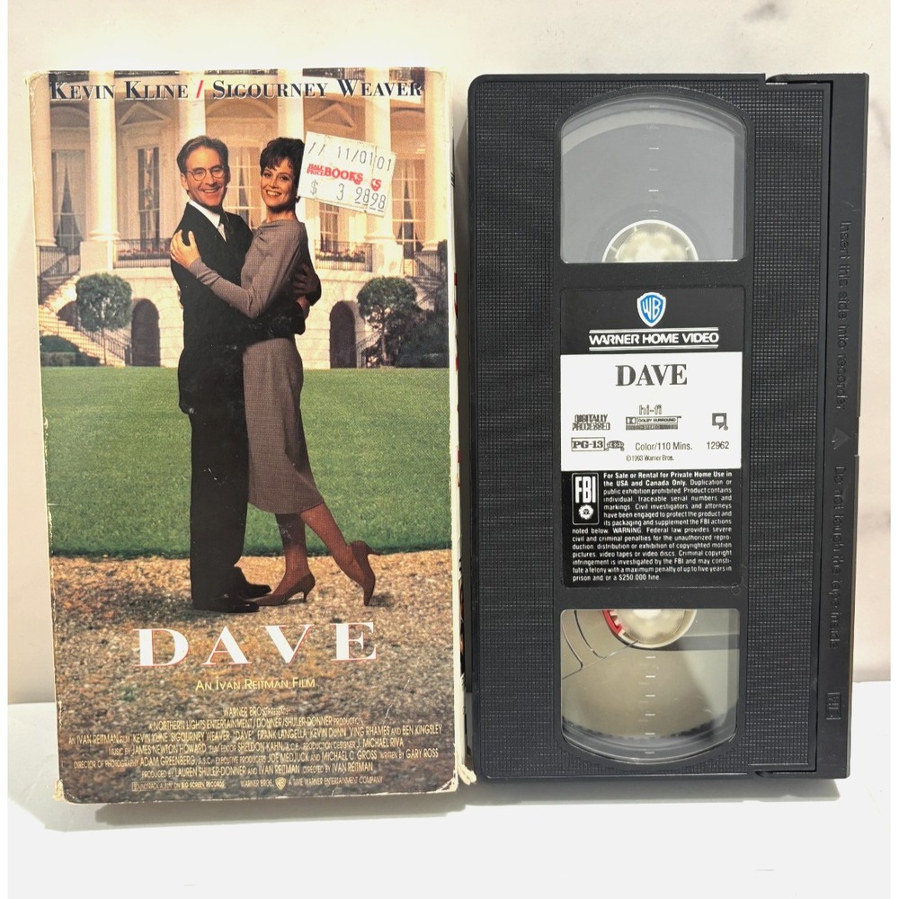 Warner Bros Dave VHS 1993 Kevin Kline Sigourney Weaver Political Comedy Rental